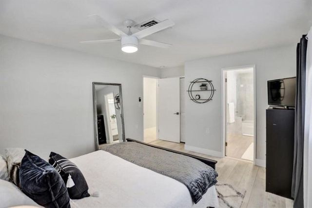 3220 SE 11th Street A, Pompano Beach, FL 33062