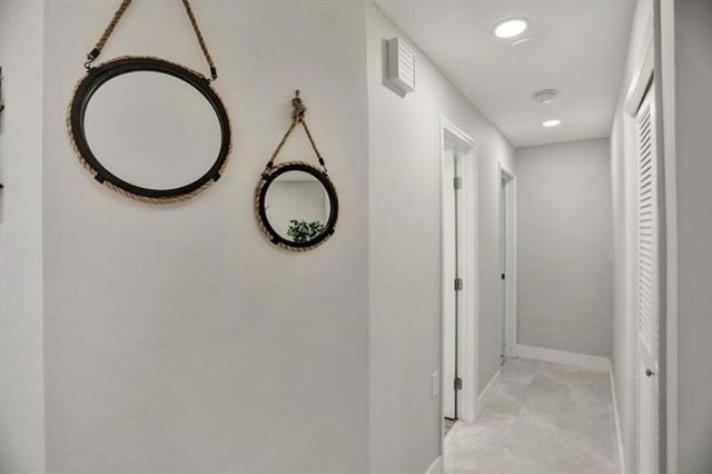 3220 SE 11th Street A, Pompano Beach, FL 33062