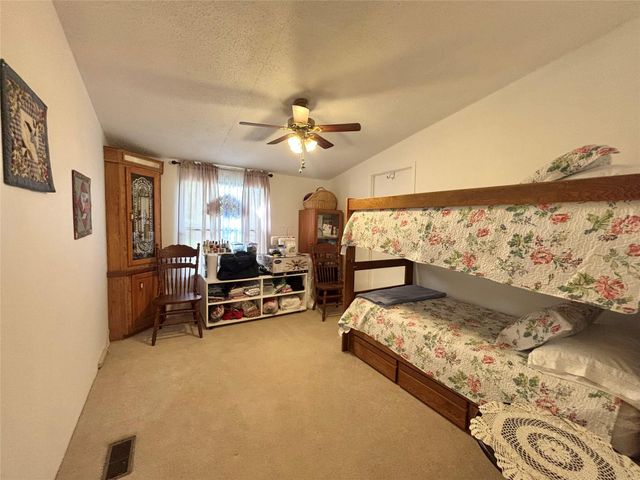 908 N Pitzer Street, Colmesneil, TX 75938