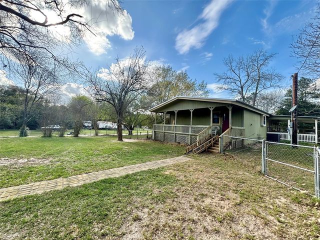 908 N Pitzer Street, Colmesneil, TX 75938