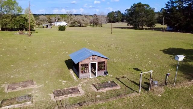 908 N Pitzer Street, Colmesneil, TX 75938