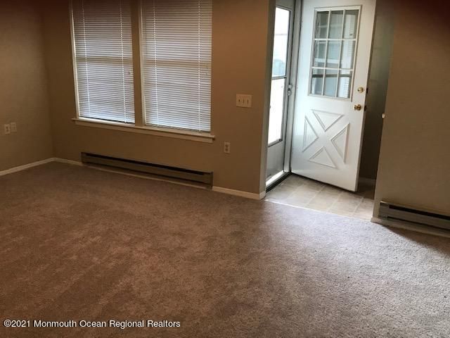 15 Alpine Road 63, Whiting, NJ 08759