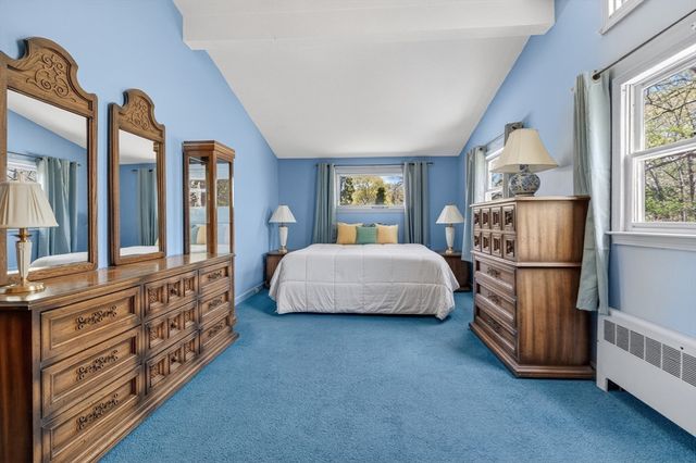 140 Buckwood Drive, Barnstable, MA 02601