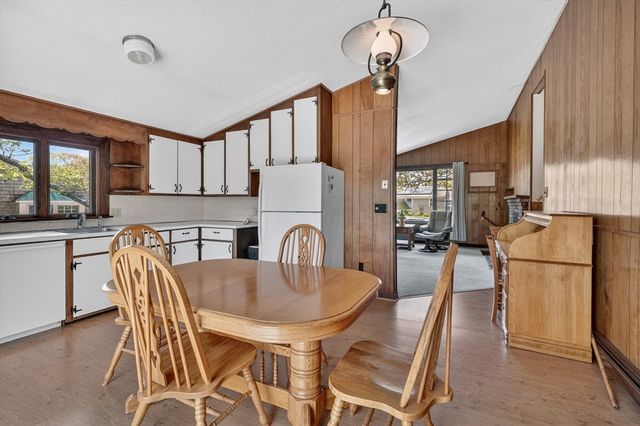 140 Buckwood Drive, Barnstable, MA 02601