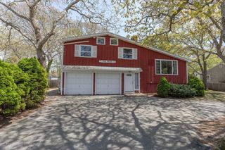 140 Buckwood Drive, Barnstable, MA 02601