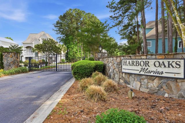 125 Harbor Oaks Dr., Myrtle Beach, SC 29588