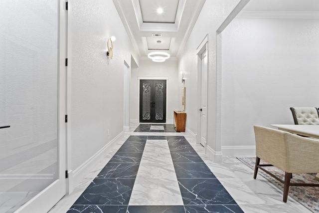 2011 Community Lane, Midland, TX 79701