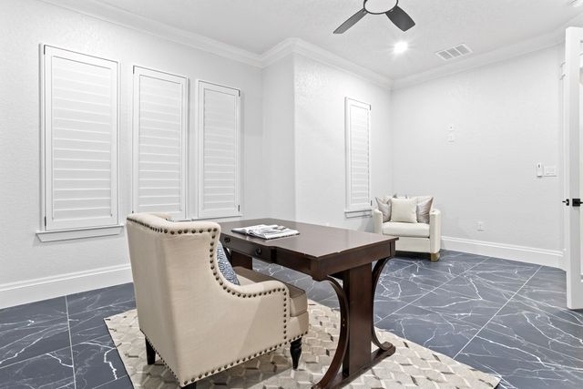 2011 Community Lane, Midland, TX 79701