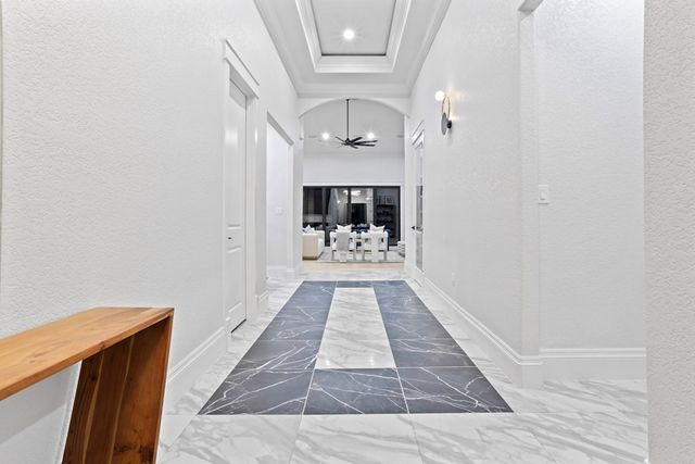 2011 Community Lane, Midland, TX 79701