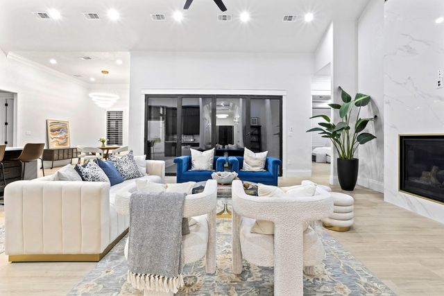 2011 Community Lane, Midland, TX 79701