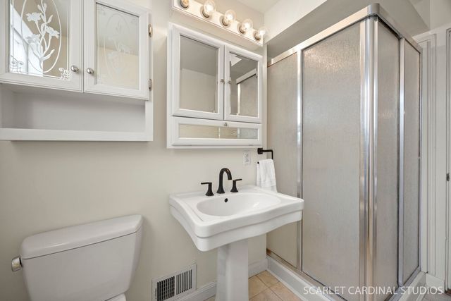 9 Notre Dame Drive, Naperville, IL 60540