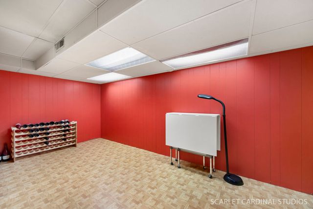 9 Notre Dame Drive, Naperville, IL 60540