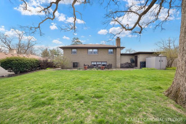 9 Notre Dame Drive, Naperville, IL 60540