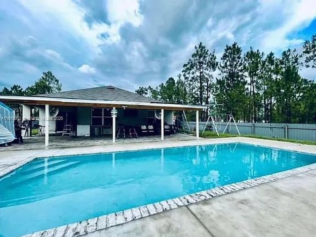 3670 47th Ave NE, Naples, FL 34120