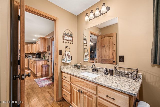 451 E Sunset Blvd, Allons, TN 38541