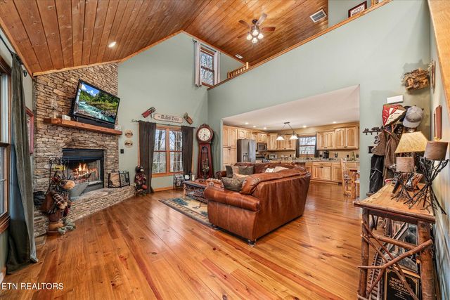 451 E Sunset Blvd, Allons, TN 38541