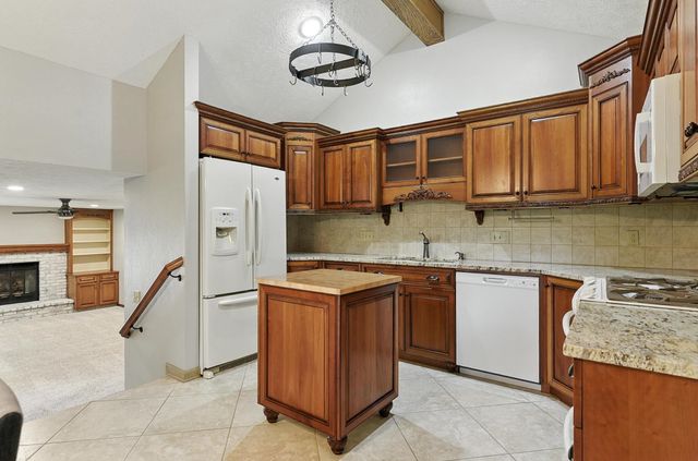 7320 S 140 Avenue, Omaha, NE 68138