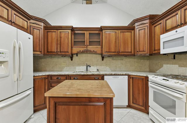 7320 S 140 Avenue, Omaha, NE 68138