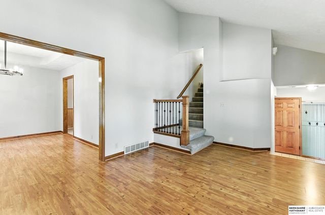 7320 S 140 Avenue, Omaha, NE 68138