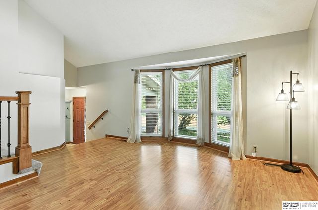 7320 S 140 Avenue, Omaha, NE 68138