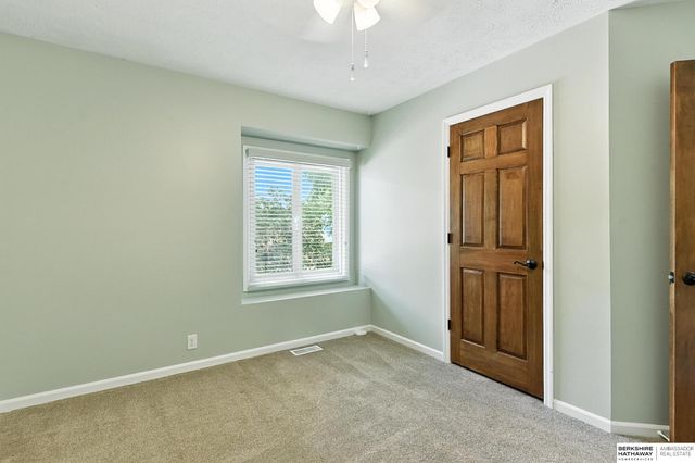 7320 S 140 Avenue, Omaha, NE 68138