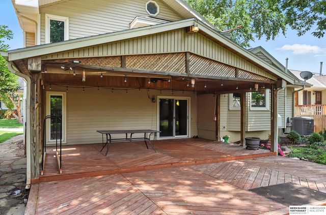 7320 S 140 Avenue, Omaha, NE 68138