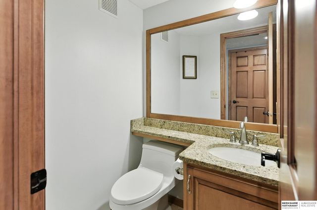 7320 S 140 Avenue, Omaha, NE 68138