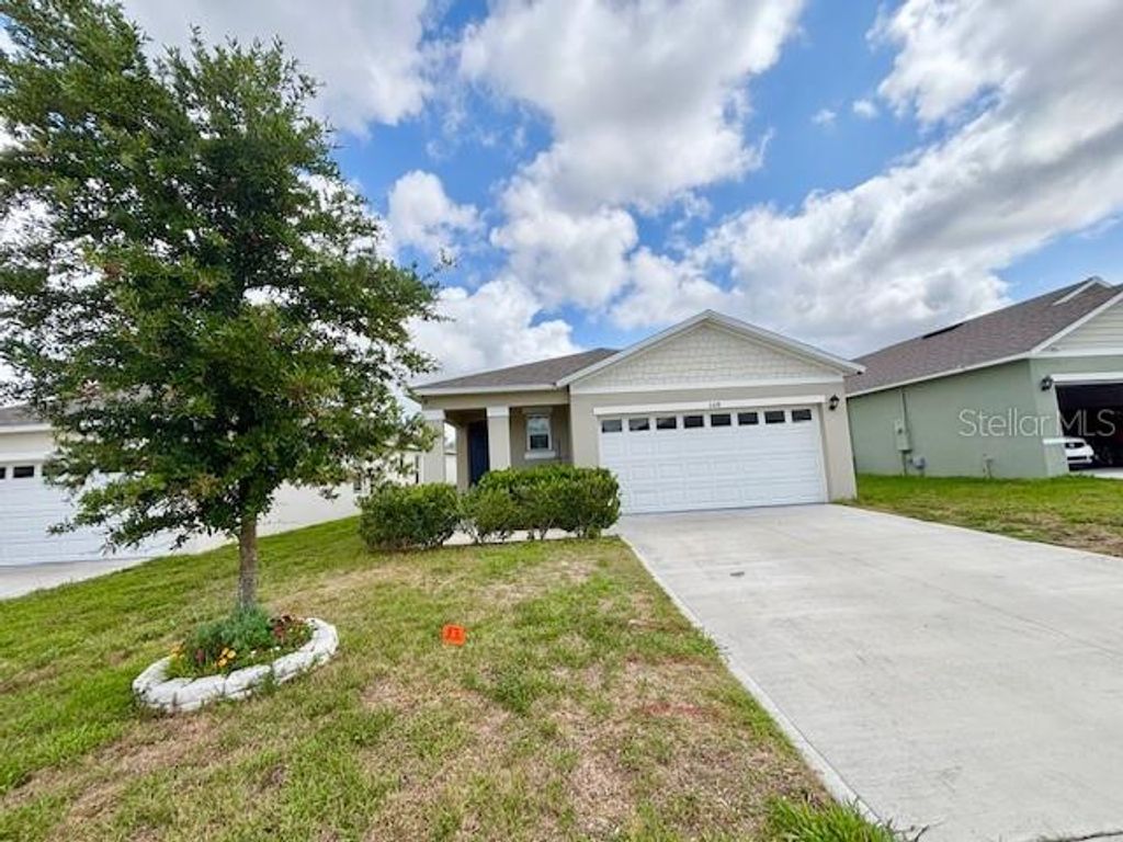 2678 ROWAN STREET, Tavares, FL 32778
