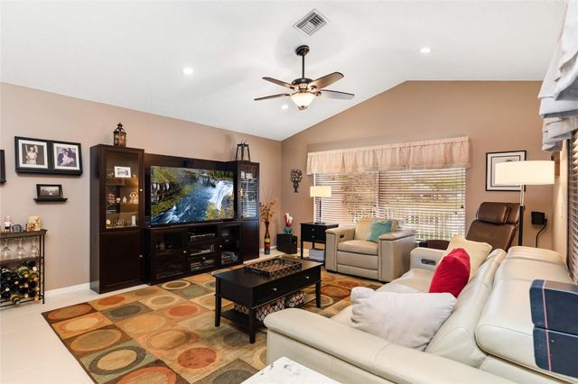 6660 NW 75th Place, Parkland, FL 33067