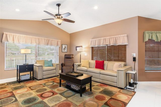 6660 NW 75th Place, Parkland, FL 33067