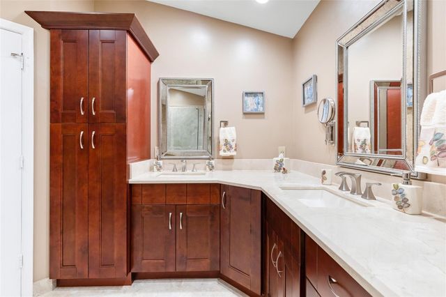 6660 NW 75th Place, Parkland, FL 33067