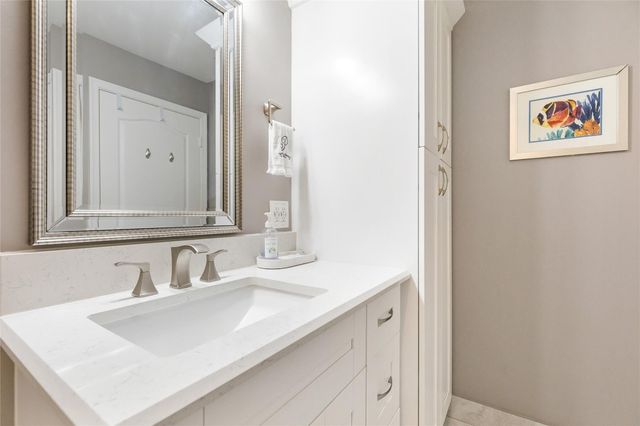 6660 NW 75th Place, Parkland, FL 33067