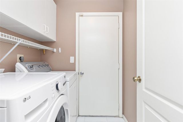 6660 NW 75th Place, Parkland, FL 33067