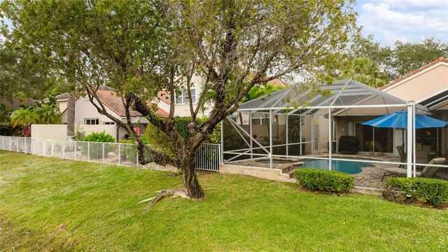 6660 NW 75th Place, Parkland, FL 33067