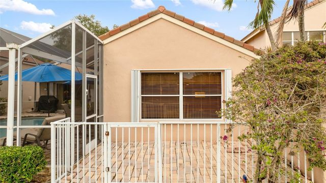 6660 NW 75th Place, Parkland, FL 33067