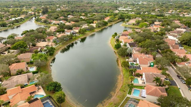 6660 NW 75th Place, Parkland, FL 33067