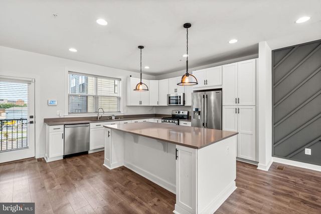 921 GRUNDY ST, Baltimore, MD 21224