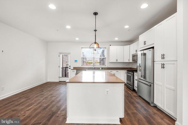 921 GRUNDY ST, Baltimore, MD 21224