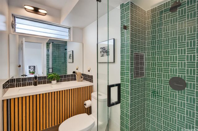 2575 Kuhio Avenue 904, Honolulu, HI 96815