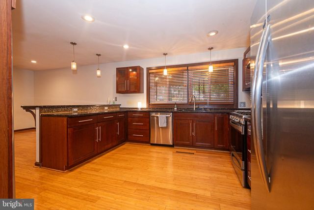 2127 FERNGLEN WAY, Catonsville, MD 21228