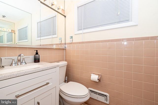 2127 FERNGLEN WAY, Catonsville, MD 21228