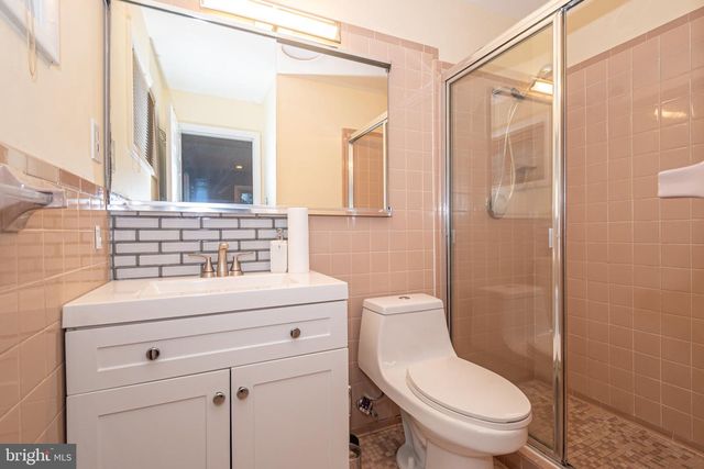 2127 FERNGLEN WAY, Catonsville, MD 21228