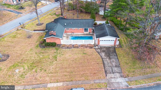 2127 FERNGLEN WAY, Catonsville, MD 21228
