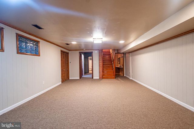 2127 FERNGLEN WAY, Catonsville, MD 21228