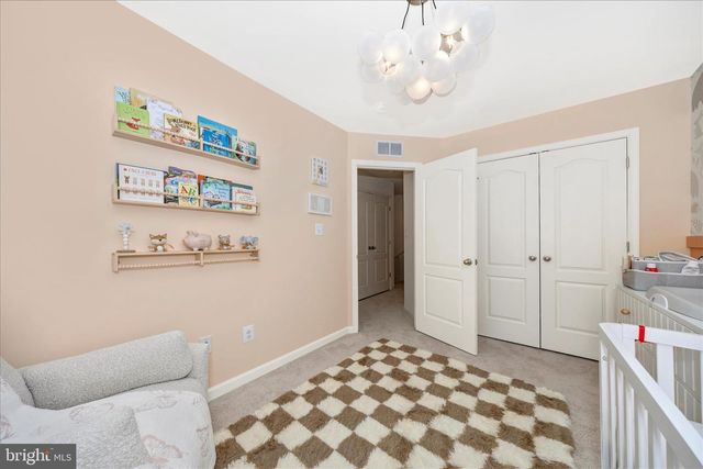 11 CLIFTON MANOR, Falling Waters, WV 25419