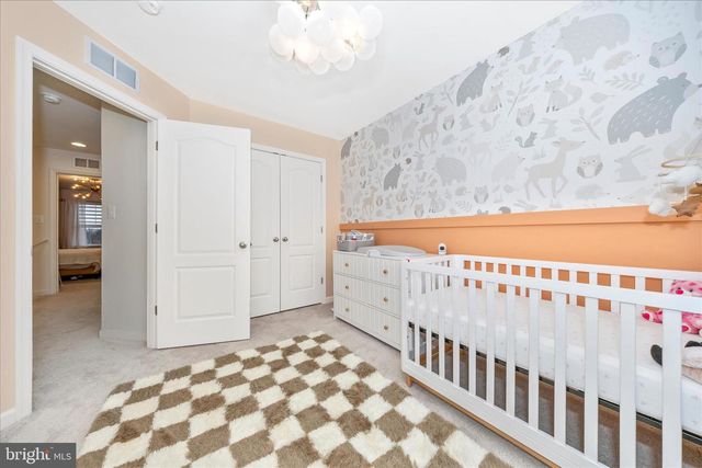 11 CLIFTON MANOR, Falling Waters, WV 25419