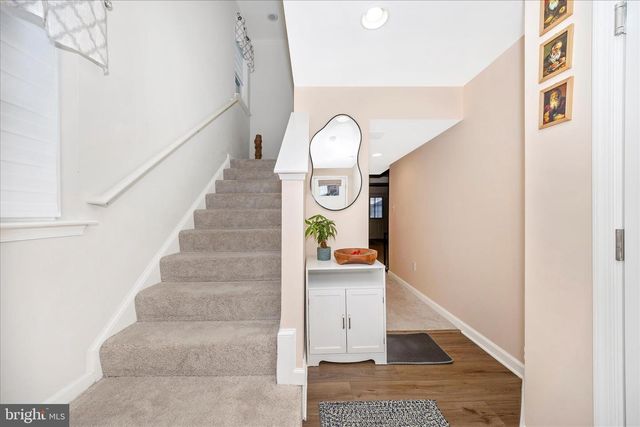 11 CLIFTON MANOR, Falling Waters, WV 25419