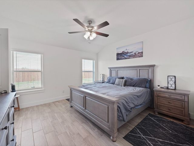 9 Alyssa Palms Drive, Manvel, TX 77578