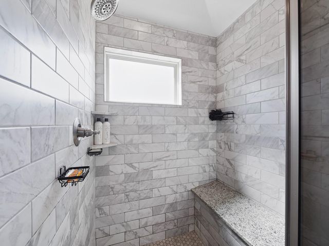 9 Alyssa Palms Drive, Manvel, TX 77578