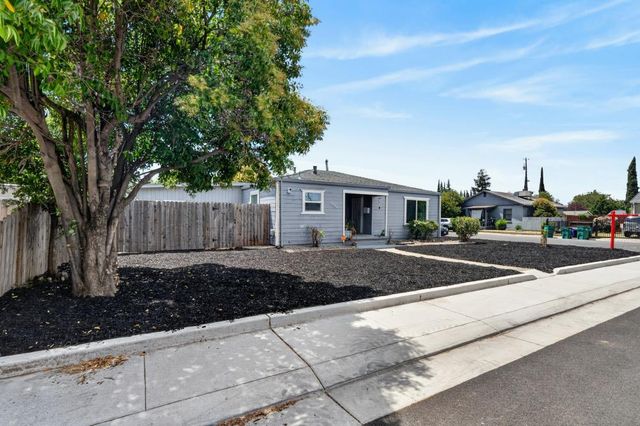 2080 Middlefield Ave, Stockton, CA 95204